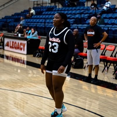 Erinbyrd04's profile picture. 2023 south oak cliff - 5’4 GPA :3:3 email-erinbyrdd006@gmail.com #2144312298 .