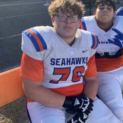 CCHS 24’ 🦅🧡💙 OL HT:6’2 WT: 320Lbs BNCH:350 SQT:535 PCLEAN:230: 3.5 GPA 🎓