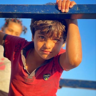 إركَبوا دَراجات اللامبالاة ! لـِ تصلوا إلى رَصيف السَعادة