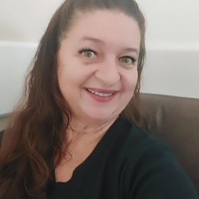 LourdesM11's profile picture. 