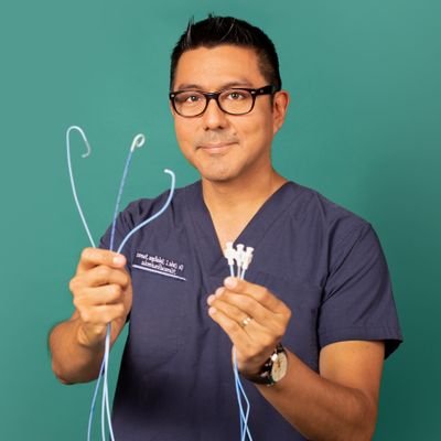 Cardioangiólogo General, Intervencionista y Hemodinamista
Casado, padre de dos hijos, optimista y soñador.