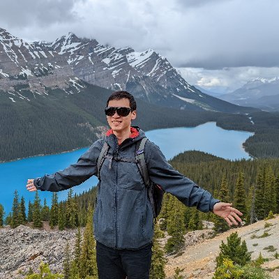 A climate science postdoc and an outdoor enthusiast. Originally from Guangzhou, China. Now live in Boulder, Colorado. Love running, skiing, and climbing!