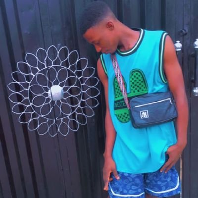 🙏God first 🙏
Electrical engineer ⚠️⛔💡💡
may king 👑
💛 Yellow💛
WhatsApp 🔌09077538203
I_G📱 abiodun_chase