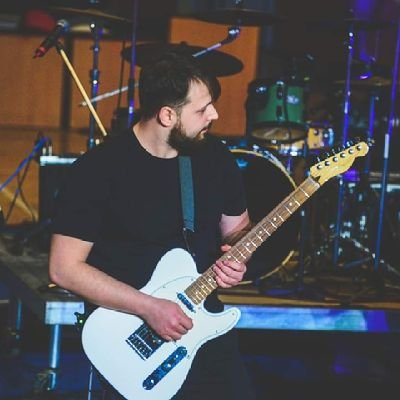 https://t.co/xLArGcqaW4 - 3D Metaverse Gallery of my art.
Musician,
NFT Artist,
Crypto Stuff.