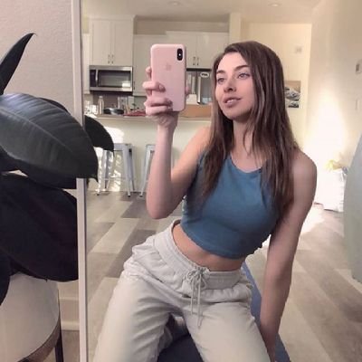 Lishalawrenc's profile picture. I am a student of Computer Engineering. I work in CPA Marketplaces. I am From USA, California🇱🇷🇱🇷🇱🇷