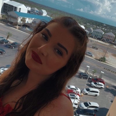 HannahBryan24's profile picture. 