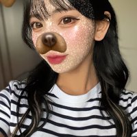 アヤナ💡 (@ayanayadeeee) 's Twitter Profile