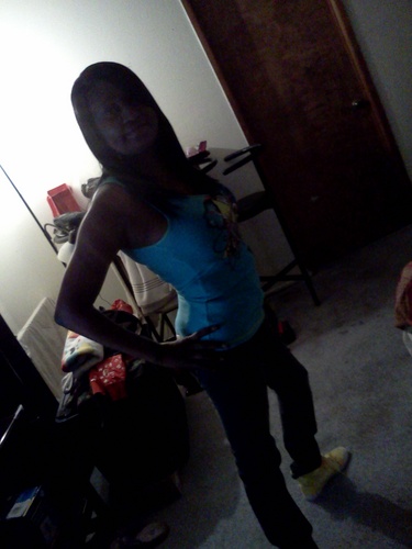 my name is kesha i like going to the movies andchilling im a cool person