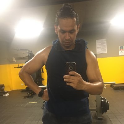 ing_atrujillov's profile picture. Ingeniero, profesor, Salsero, Santandereano. papá de Antonia, esposo de la mejor fisio del 🌍 