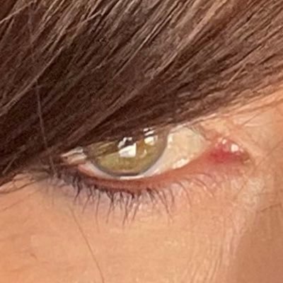 Efe757's profile picture. 