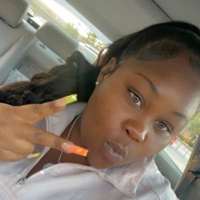 AJ_Shelly's profile picture. -ASU c|o 19’ 💙💛 -LAG ❤️‍🔥 -TeacherBae 🍏