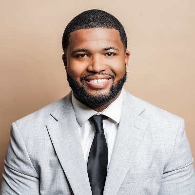 @Baylor Math & BioChem ‘17 | @VUMedicine Med Scholar ‘21 | @MeharryMedical ‘23 | PGY-3 @VUMCMedicineRes | ΦΒΣ | Interests: Cardiology, AI #FirstGen