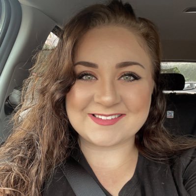 erink_martin's profile picture. Wife💍| dog mom🐾🐶| Christian✝️🤍