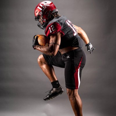 Lenoir Rhyne student athlete 🏈. 22’ Do what others won’t today, so you can do what others can’t tomorrow.