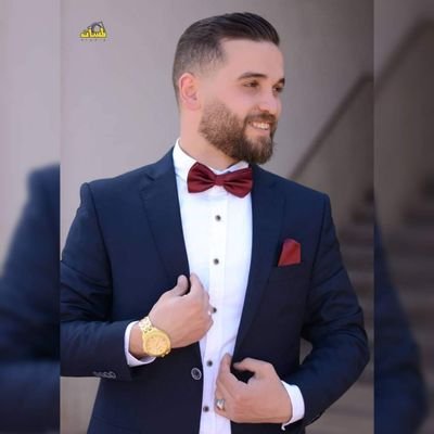 و إني حينما تتجلى ملامحك في خاطري أحضن ذاتي💜
أعشق المطالعة و الكتابة.
و ما بين القهوة و فيروز يقطن جبران💜
#كاتب 💜
#يوماً ما سأكون كما أحب💜
#سأصل بإذن الله💜
