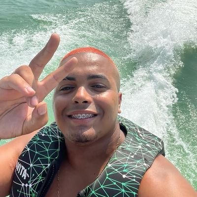 Matheus02122's profile picture. 