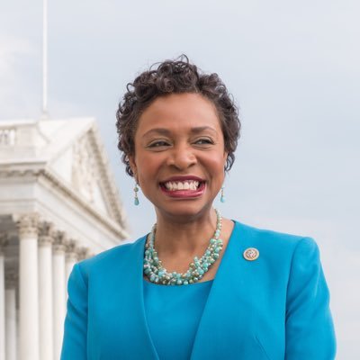 Official account, U.S. Rep. Yvette D. Clarke (NY-09, Brooklyn). Vice-Chair of @TheBlackCaucus. Serving on @HomelandDems & @EnergyCommerce. Brooklyn bred.