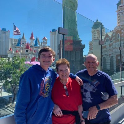 samlooney28's profile picture. Randolph College  @soysaucesam28 on insta