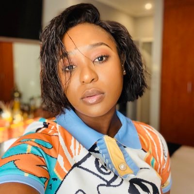 B_Moletsane's profile picture. An ordinary girl with extraordinary dreams• Lover of life & all things BEAUTIFUL• Honorable Marketing Communication UJ Graduate• MOM🤱🏾