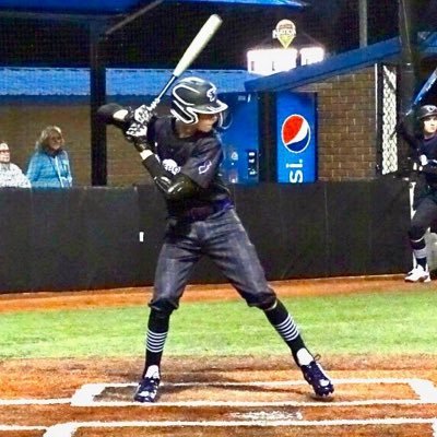 Spotswood HS / Baseball Warehouse 25’ • RHP, MIF, 3B • 6’5, 185 • 4.2 GPA @nugwb0910@gmail.com