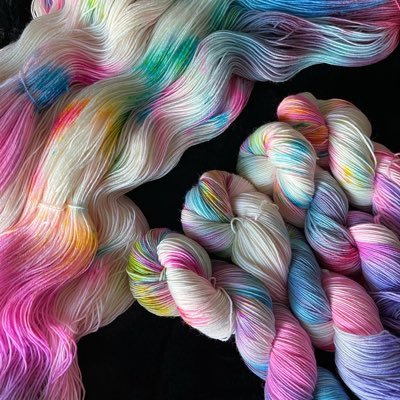 Small-batch hand-dyed yarns for knitting, crocheting and any creative idea you have!