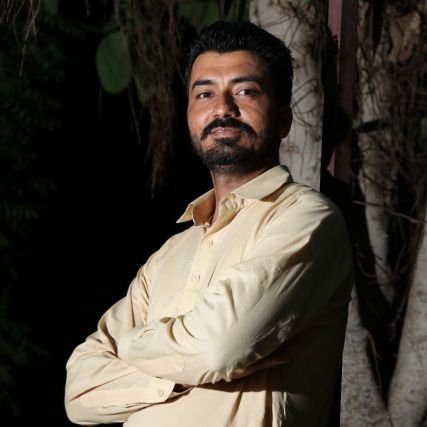 9b97428c0e3e455's profile picture. 