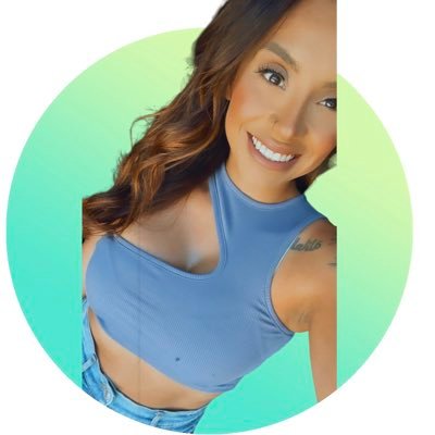 looking to work with BRANDS to create Unique and Successful UGC Content . Eager to get started ✨ LETS WORK✨ Contact me 💌 theUGCmama@gmail.com
