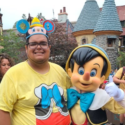 just a guy enjoying his life. 33 yo. high functioning autism. kid at heart. YT:https://t.co/jtL7T0YJSS