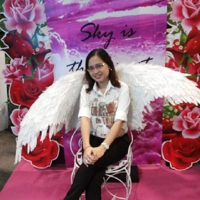 Nidnid210395531's profile picture. Love Life and Learn