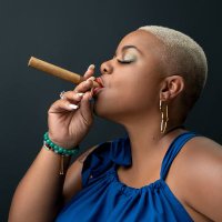 1SmokinChick(@1SmokinChick) 's Twitter Profile Photo