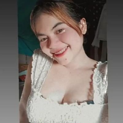 Sudarat60735101's profile picture. ชื่ออ๋อม 21y 
 สาวสุรินทร์
ส่องทำไมมีใจก้อทักมา❤️