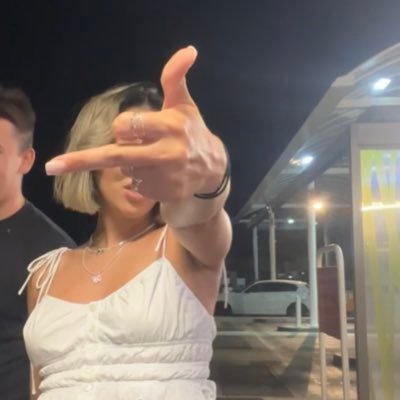 _ysara1's profile picture. 