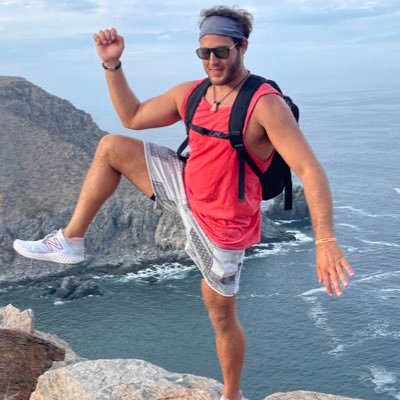 eduardocalbear's profile picture. 29 | Cloutlist Founder | Berkeley Swimming & Diving Alum