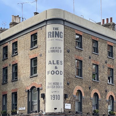 Directly opposite Southwark tube station. Classic Pub Food and Craft Beer, an ode to the history of boxing🥊