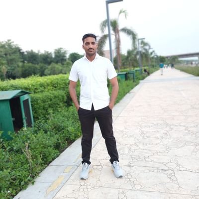 Manjeet04154074's profile picture. upp