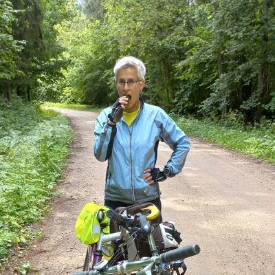 spurdze's profile picture. 