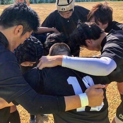 毎週火曜、木曜、土曜日に大阪歯科大学 牧野グラウンドで練習しています！ 🏉遊びも試合も勉強も全力！！！プレイヤー&マネージャー大募集✨ 興味ある方いつでも気軽にフォローとDMよろしくお願いします🧡 Instagram 👉 https://t.co/WqdZmgNrqO