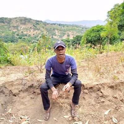 SantozieJ's profile picture. Keeping it Real