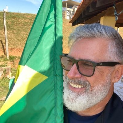 LopesBerbel's profile picture. “Sou um aprendiz de servo, Jesus é o meu Senhor, amo o povo de Deus”