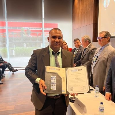 eduardobossion's profile picture. contador público, administrador de empresas, especialista en gestión pública, oficial de cumplimiento y auditor sarlaft