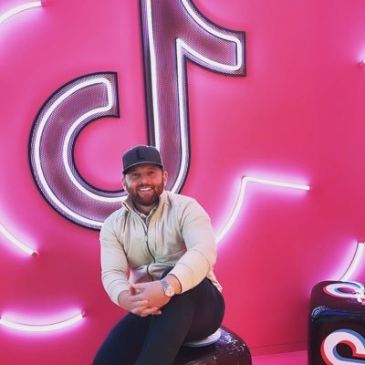 Global Talent Acquisiton Partner @TikTok_US | Ex-ATVI_AB🎮 | Career Connector 🤝 | Hip-Hop 🔊| Ad-Tech Recruitment | 5x @SXSW Speaker | Boxing 🥊| AdTech 📈|