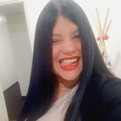 anaism30's profile picture. #Tributarista 
#Lic.ComercioInternacional!#AmanteDeMiProfesión
#hasloqueamasyviaja

 Concentrate en lo que te hace diferente