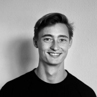 Rtrosenberg_'s profile picture. 