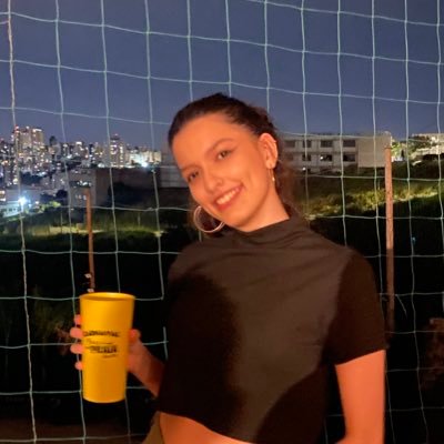 Juliapo2004's profile picture. 