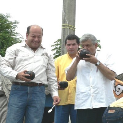Esta cuenta sustituye a @RaulOjedaZ . Soy Obradorista y como tal asumo la reconciliación como bandera.