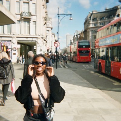 funmi_xox's profile picture. 