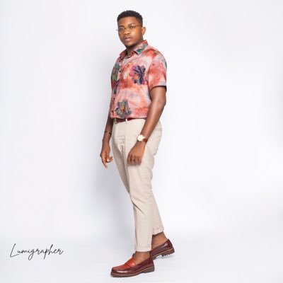 Wedding | Portrait | Lifestyle | Events Retoucher Dm for bookings & collaboration IG: Lumig.rapher 📍Lagos, Nigeria ☎️ 08058443340