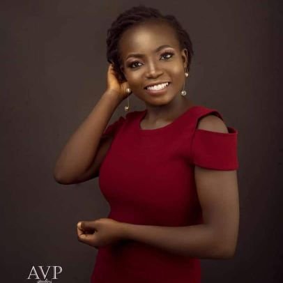 Digital marketer, lover of books and a fashion designer....