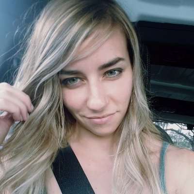 fineartchik's profile picture. Art educator and painter in South Florida.