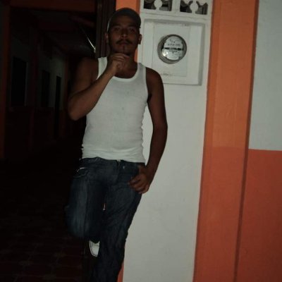 LokoteYoner's profile picture. Single de guadalajara limpio respetuoso buscando parejas de gdl